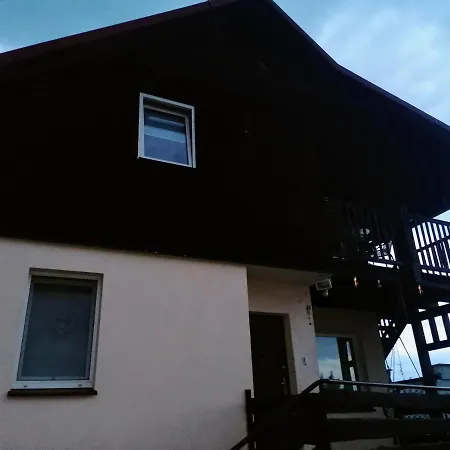 アパート Apartament ハジコビ